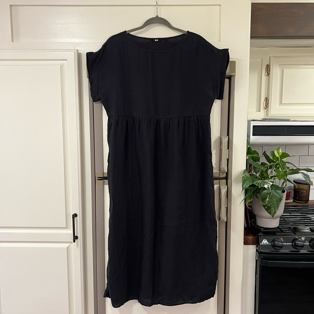 Uniqlo Black Linen Dress